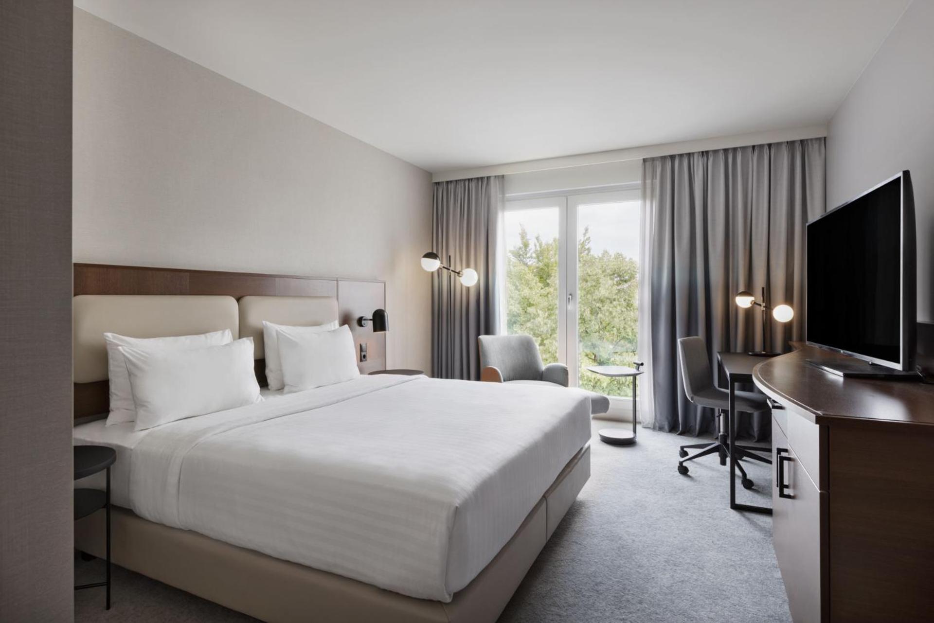 Courtyard By Marriott Munich City East Exterior photo