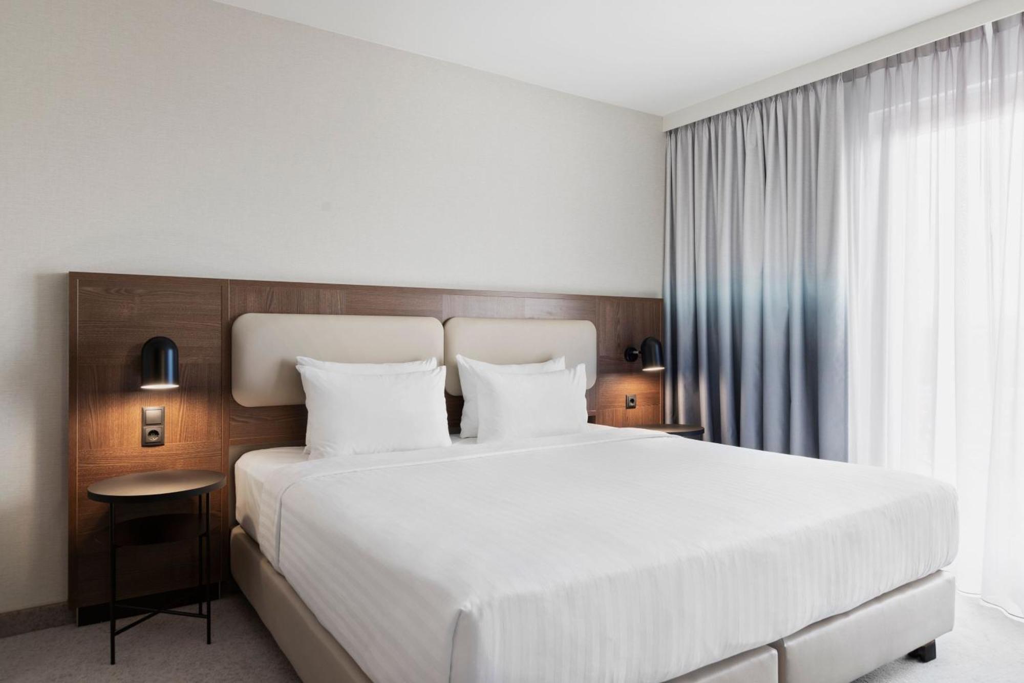 Courtyard By Marriott Munich City East Exterior photo