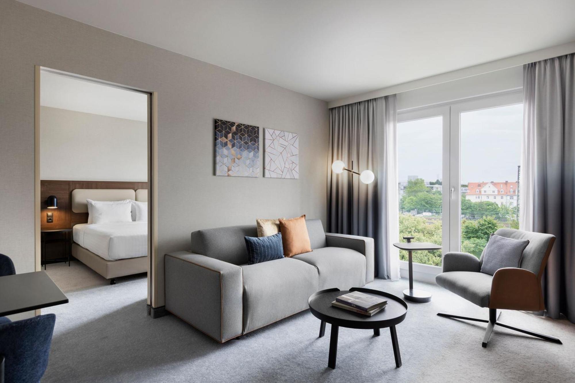 Courtyard By Marriott Munich City East Exterior photo